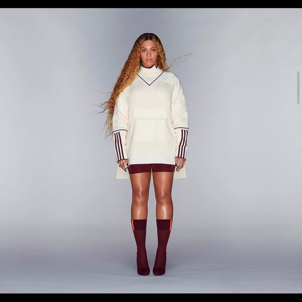 IVY PARK x ADIDAS Oversized Sweatshirt XS